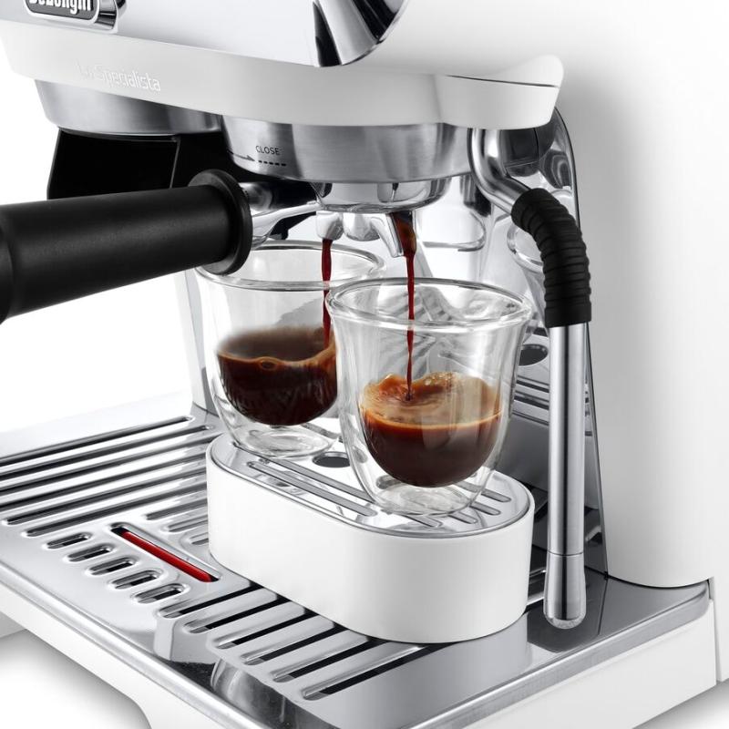 DeLonghi Coffeemachine La Specialista Arte EC9155 W DelonghiW Delonghi W white silver (EC9155.W)