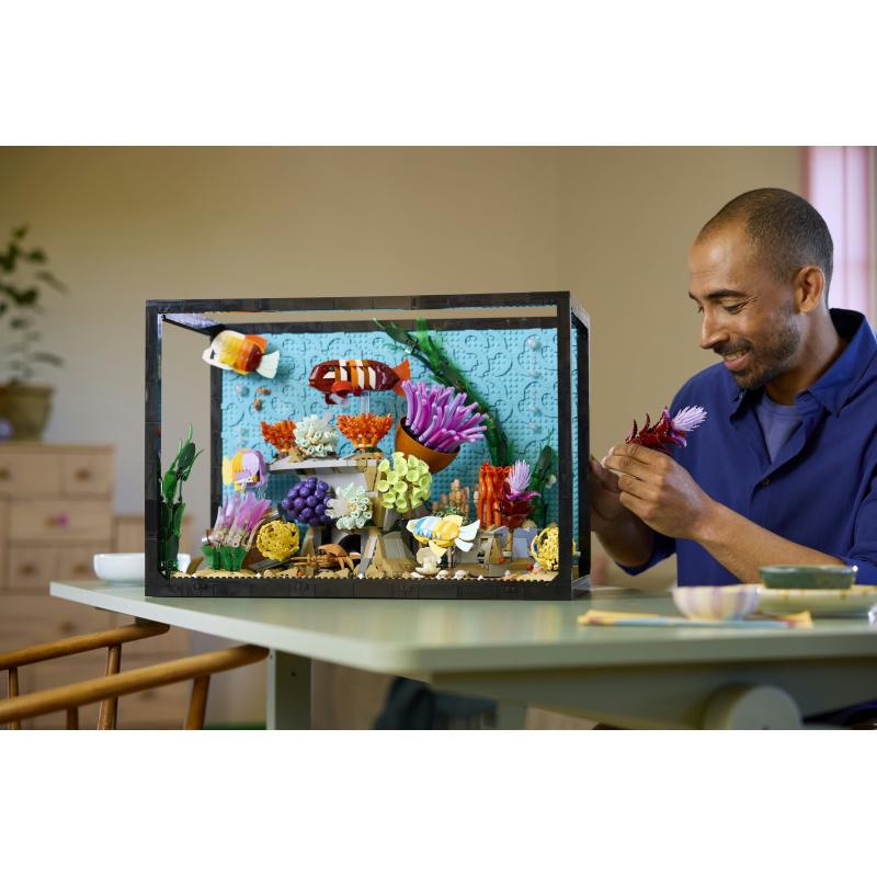 LEGO Icons Tropical Aquarium (10366)