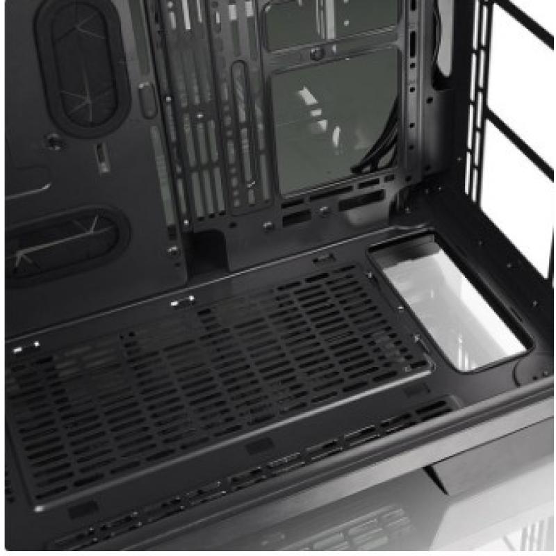 Thermaltake View 71 TG Tower Erweitertes ATX ohne Netzteil (PS 2)